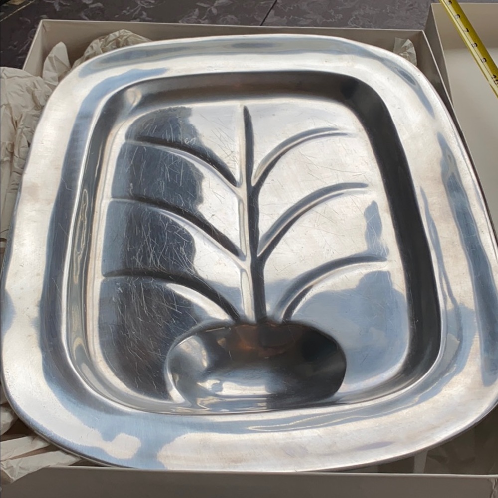 Serving platter